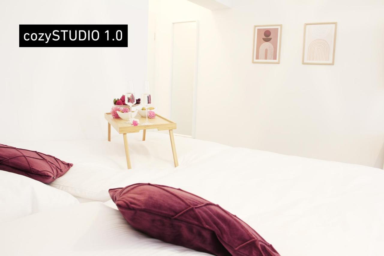 Secret Hideaways Cozystudio Superior Apartments Mit Wifi L 450M Bis Uni L Messe L Flughafen L Zoo Duisburg Eksteriør bilde