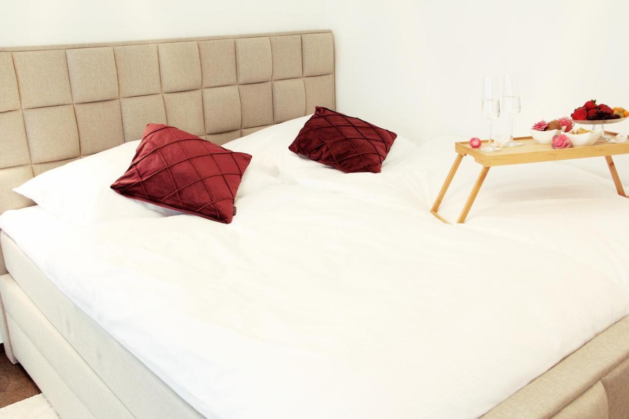 Secret Hideaways Cozystudio Superior Apartments Mit Wifi L 450M Bis Uni L Messe L Flughafen L Zoo Duisburg Eksteriør bilde